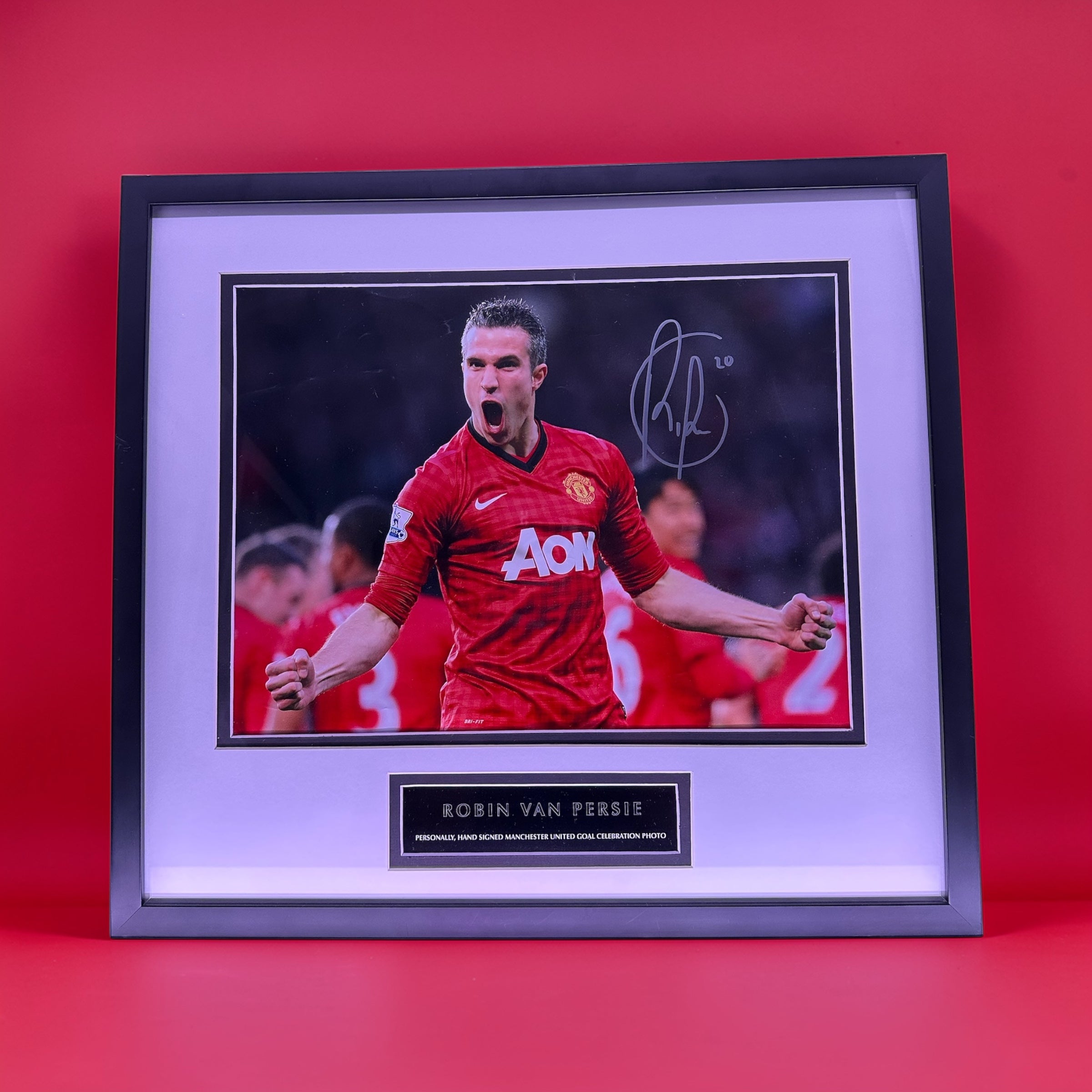 Van Persie Signed Poster (Framed)